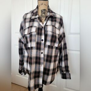 🤎 Plaid Button Down Shirt